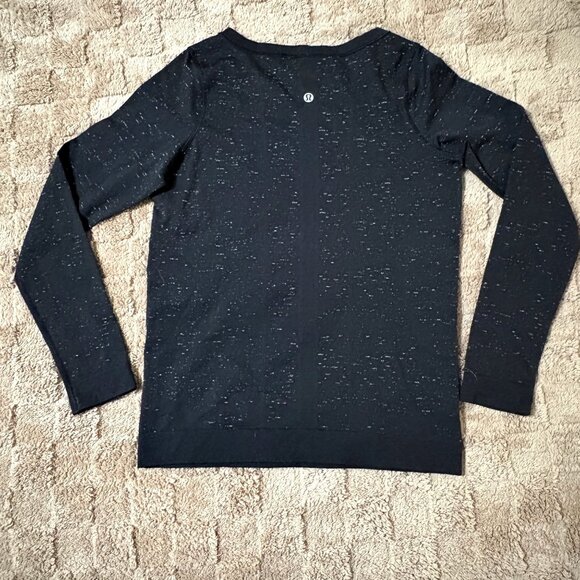 Like New Lululemon Swiftly Tech Long Sleeve Breeze Shirt Running Top 4 - Picture 4 of 8